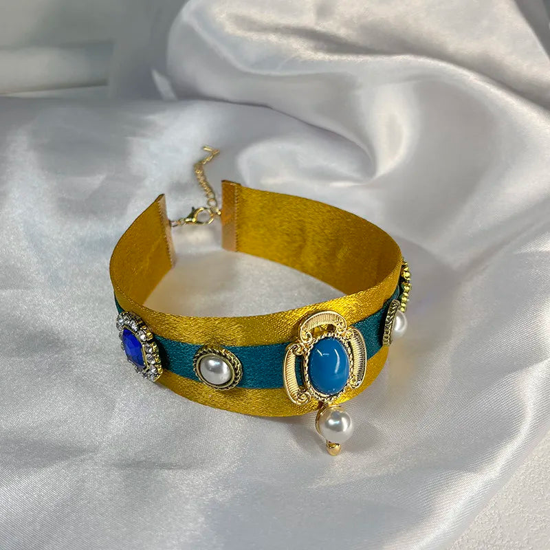 Gemstone Pearl Collar