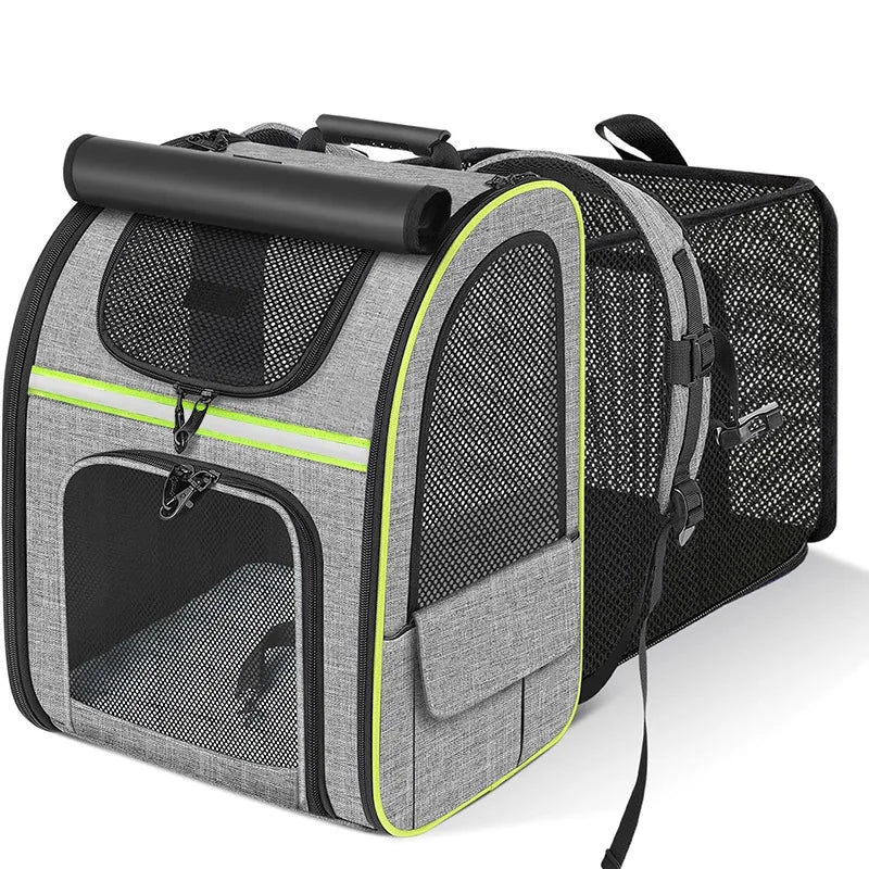 Cat carrier backpack with mesh ventilation